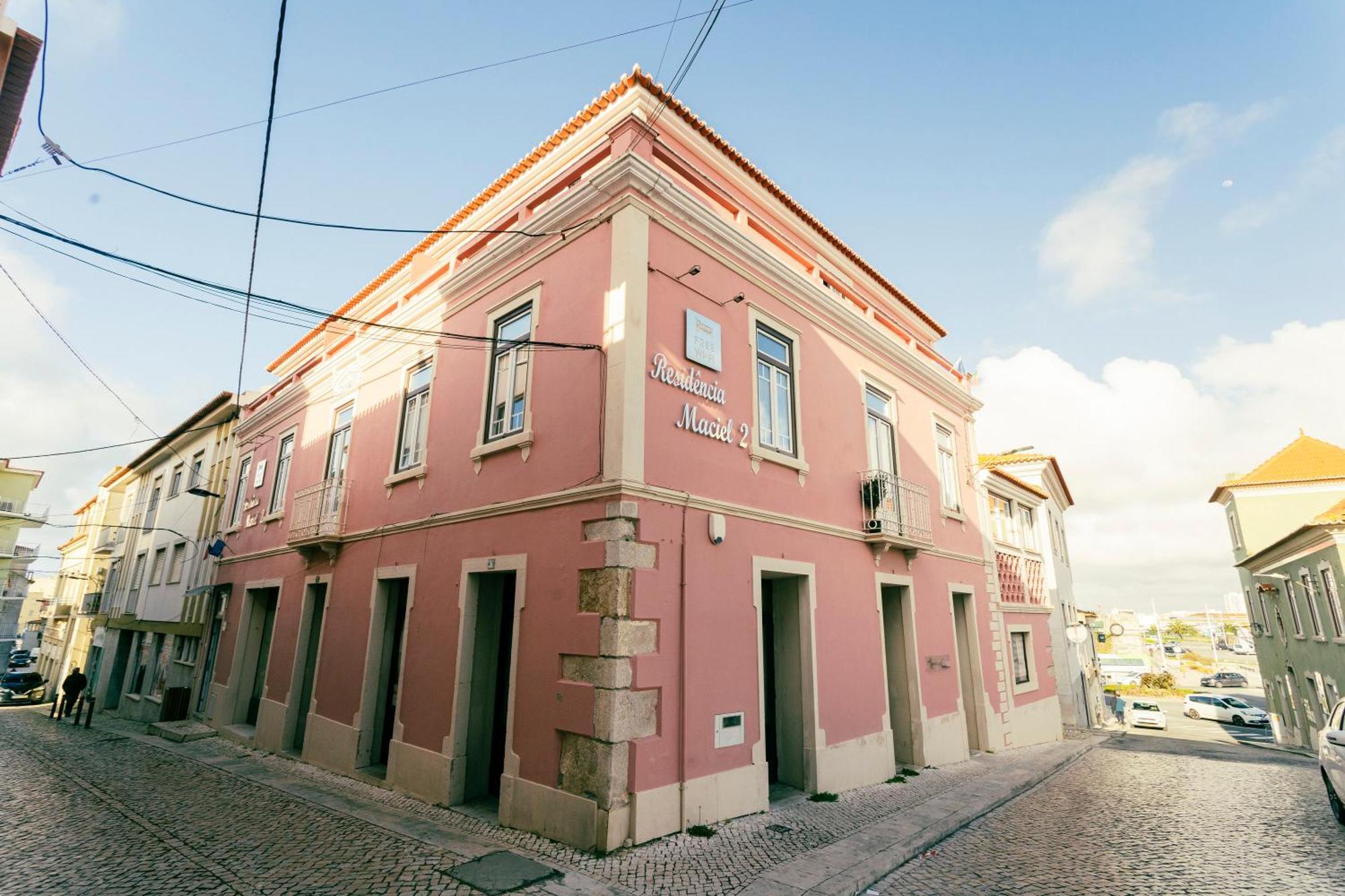 Residencia Maciel Peniche Exterior photo