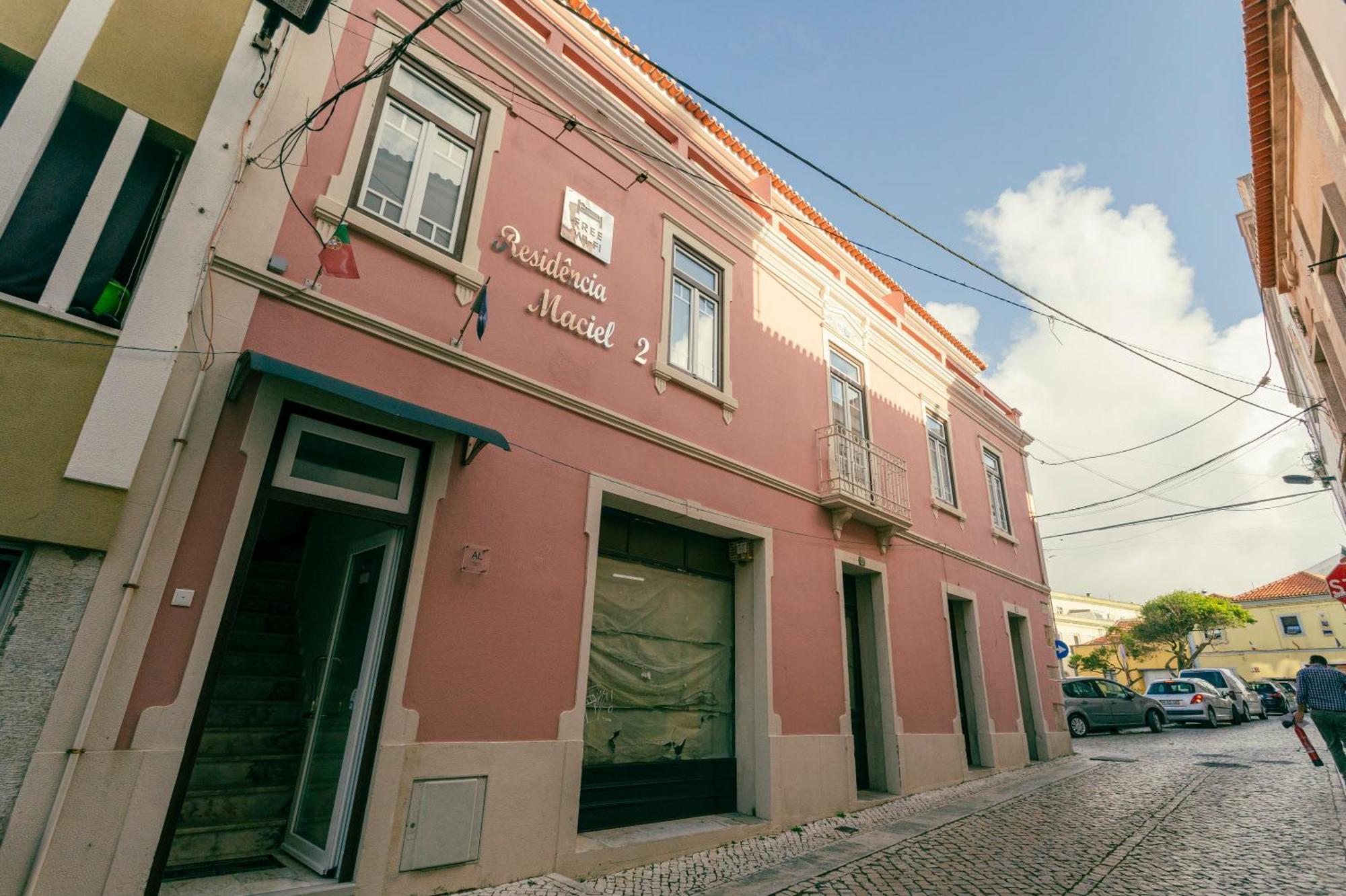 Residencia Maciel Peniche Exterior photo