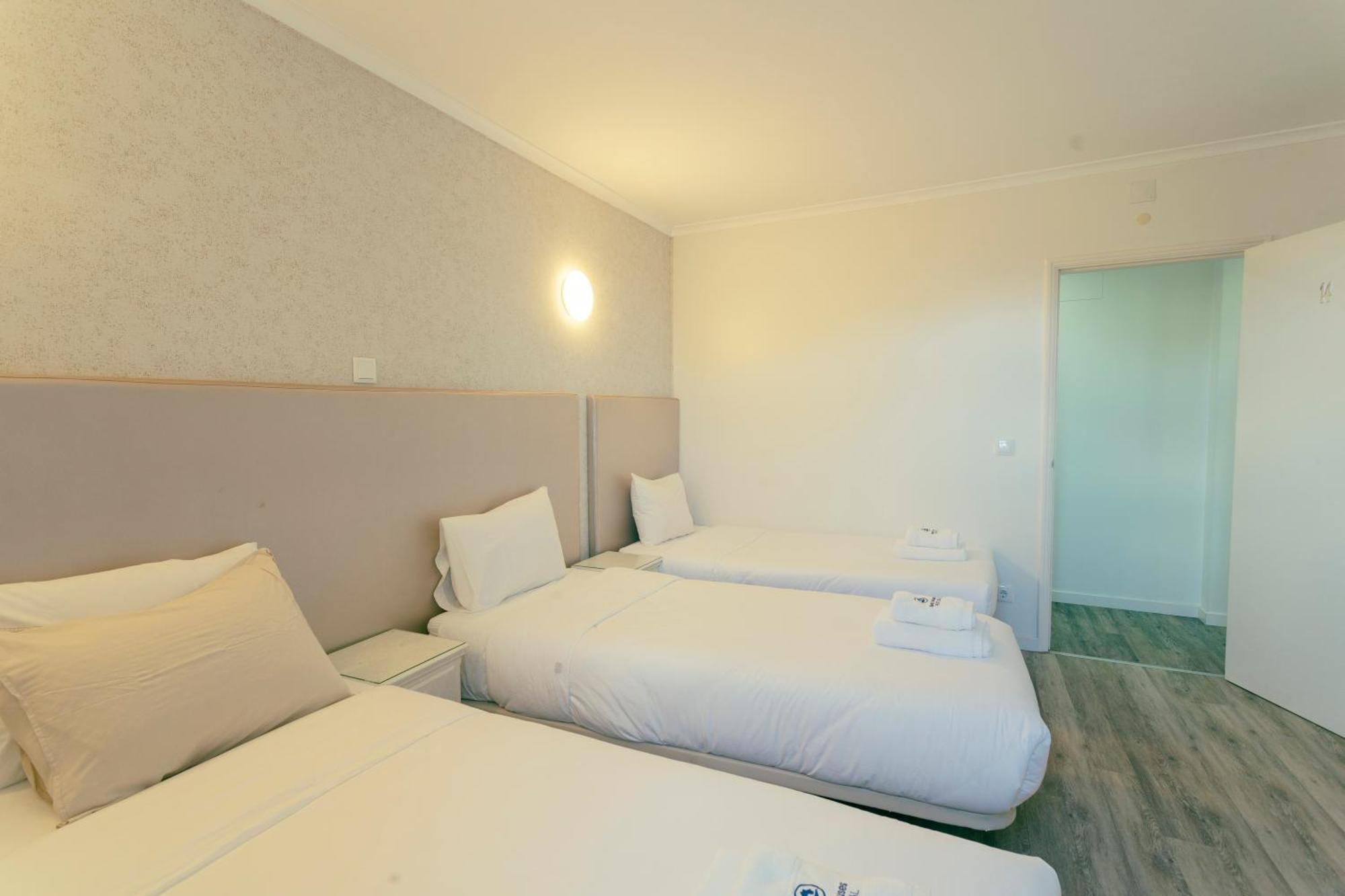 Residencia Maciel Peniche Exterior photo